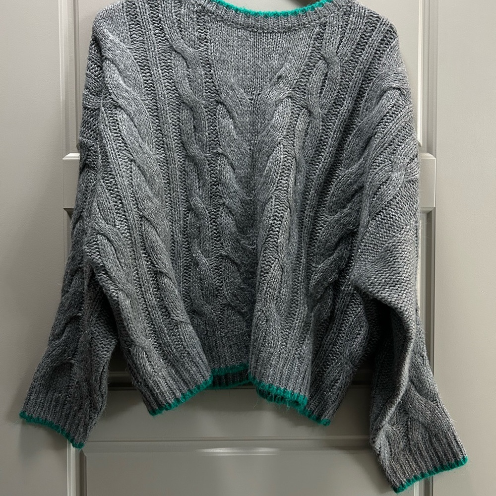 Gray Cable Knit Sweater with Green Trim